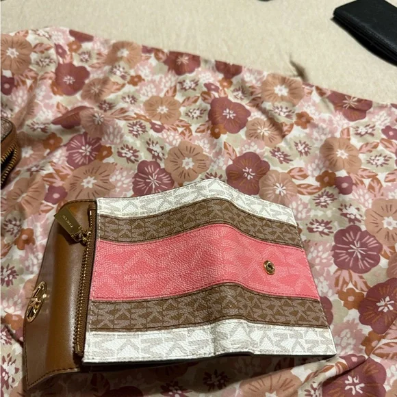 Michael Kors Brown and Pink Wallet - Picture 3 of 3
